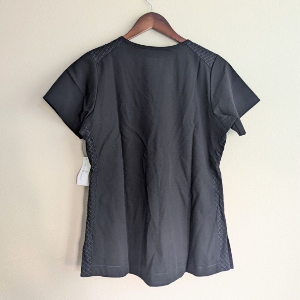 New Vera Bradley Medical Nurse Doctor Uniform Scrub Top V-Neck Black Small‎ - Picture 2 of 3